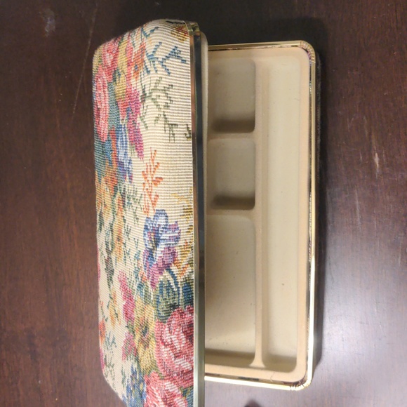 Vintage floral brocade hard shell jewelry box organizer travel case EUC - Picture 2 of 7